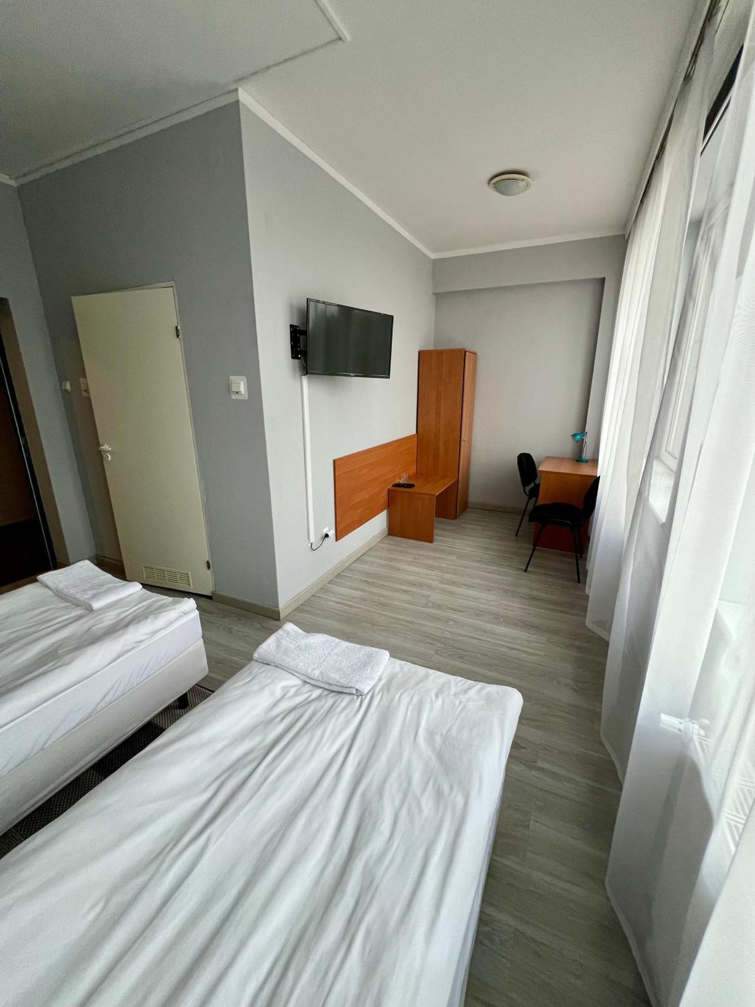Hotel Akor Bydgoszcz Esterno foto