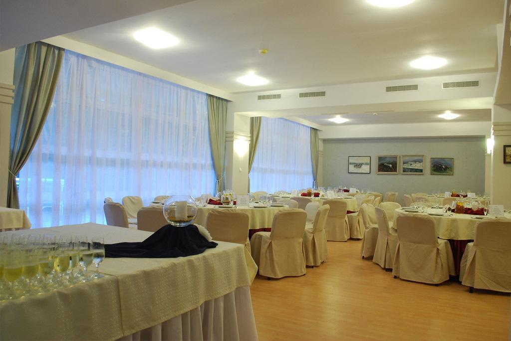 Hotel Akor Bydgoszcz Esterno foto